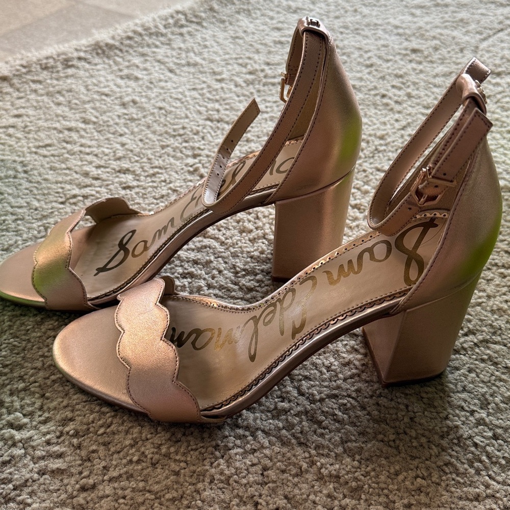 Sam Edelman rose gold heel